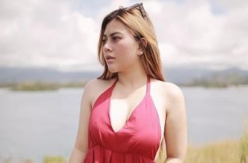 10 Potret Renna Dyana Diduga sebagai Wanita Kebaya Hijau yang Viral, Biasa Umbar Foto Seksi