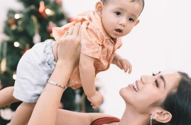 Momen Natal keluarga Jessica Iskandar. (Instagram/inijedar)