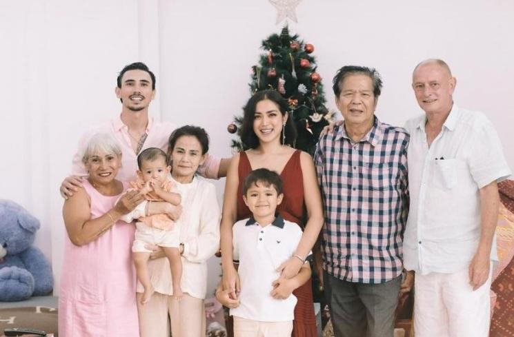 Momen Natal keluarga Jessica Iskandar. (Instagram/inijedar)