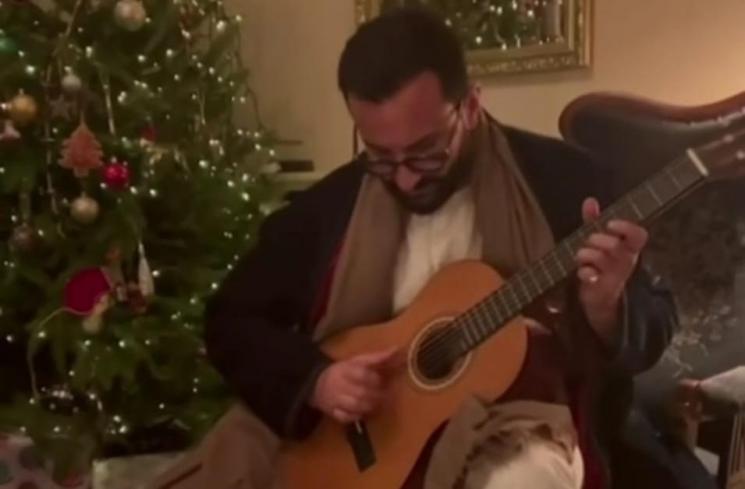Momen Seleb Bollywood Rayakan Natal (Instagram/@kareenakapoorkhan)