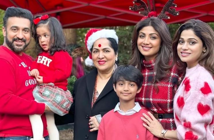 Momen Seleb Bollywood Rayakan Natal (Instagram/@theshilpashetty)