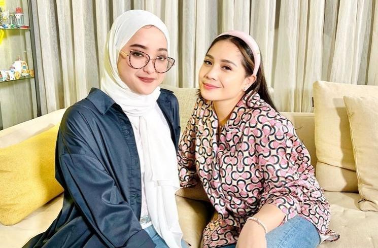 Potret Asisten Baru Raffi Ahmad (Instagram/evelineovilias)