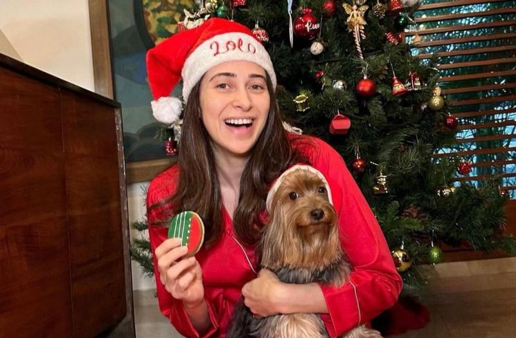 Momen Seleb Bollywood Rayakan Natal (Instagram/@therealkarismakapoor)
