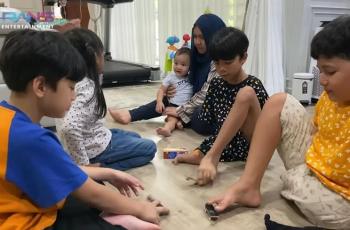 10 Momen Rafathar Main Bareng Anak Berkebutuhan Khusus, Sikapnya Banjir Pujian