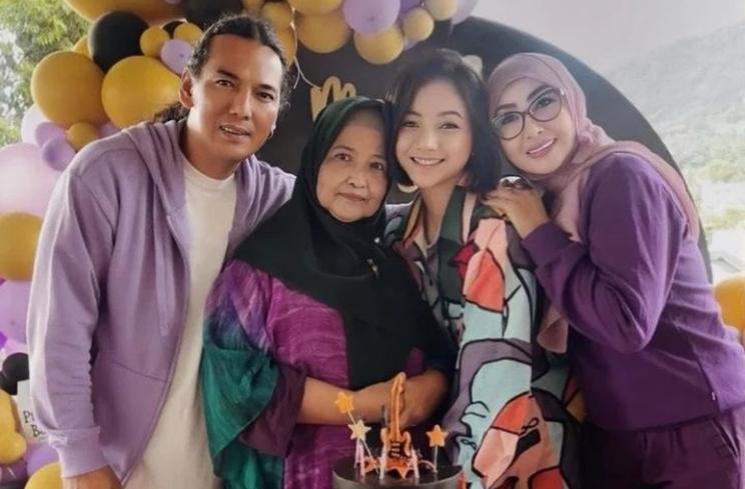Selebriti Terkenal Tak Pakai Nama Besar Ortu Sebagai Artis Senior (Instagram/@rudy.chysaraa)