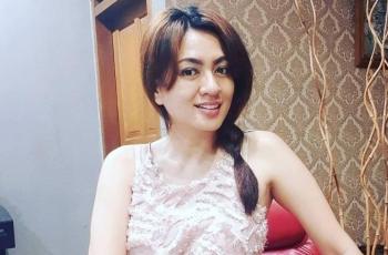 Perjalanan Cinta Yeyen Lidya, Diam-Diam Cerai Usai 13 Tahun Nikah Beda Agama