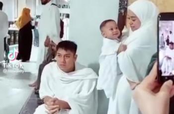 Lagi Umrah bareng Lesti Kejora, Muka Rizky Billar Malah Pucat: Kayak Ketakutan Gitu