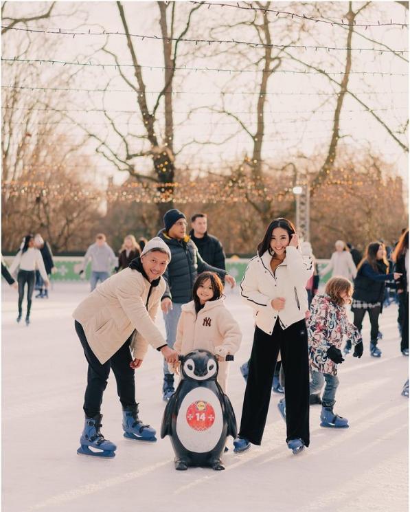 Artis Rayakan Tahun Baru 2023 di Luar Negeri. (Instagram/gadiiing)