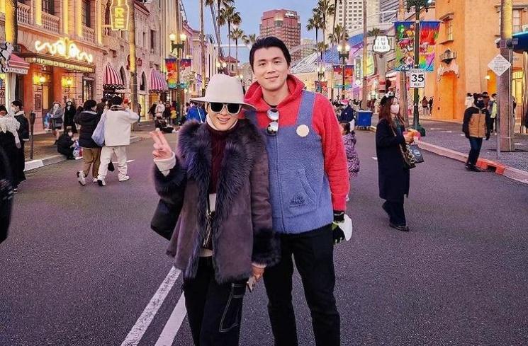 Momen Syahrini Jalan-Jalan di USJ. (Instagram/princessyahrini)
