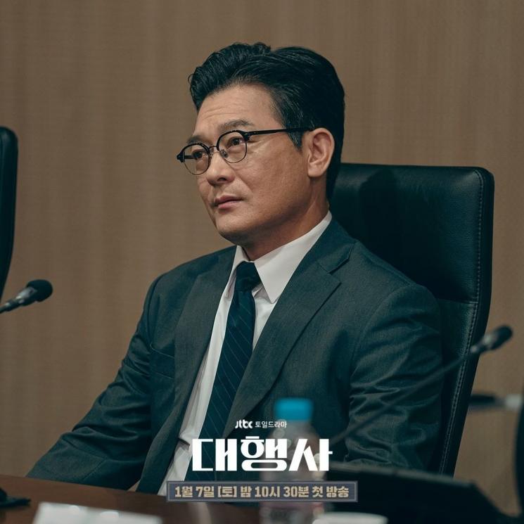 Potret Jo Sung Ha di Agency (Instagram/@jtbcdrama)