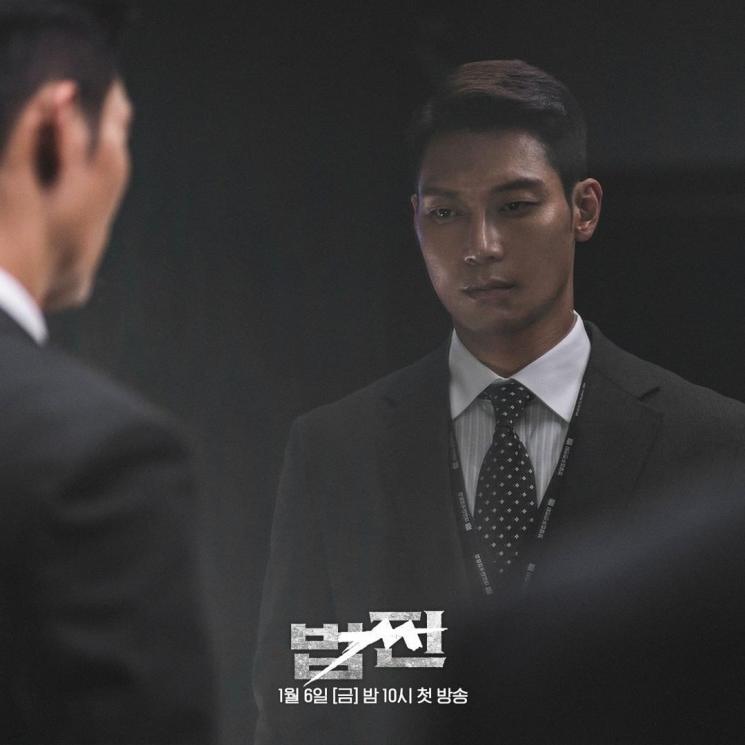 Potret Park Hoon di Payback (Instagram/@sbsdrama.official)