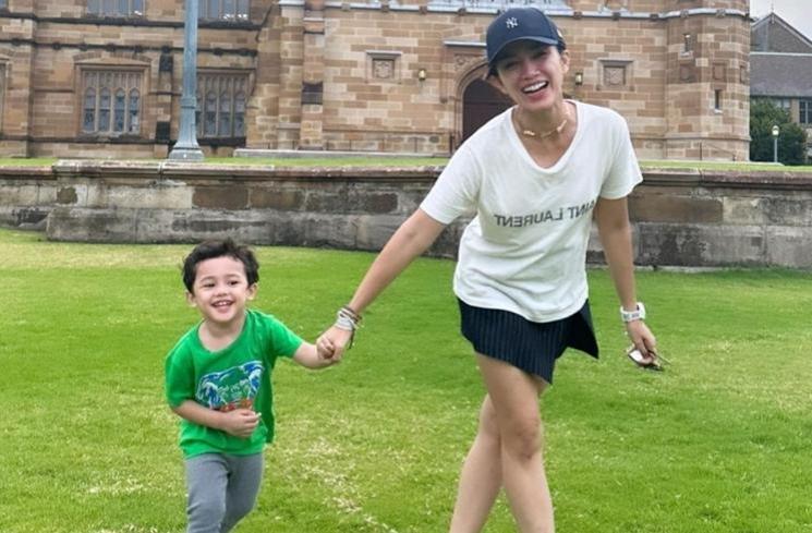 Potret Ussy Sulistiawaty Tampil Sporty Bareng Anak Bungsu (instagram/@ussypratama)
