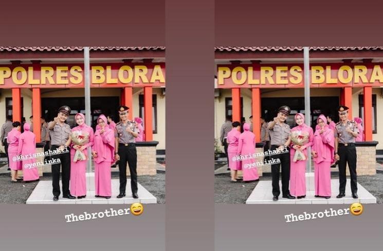 Potret Yeni Inka di Upacara Kenaikan Pangkat Suami (Instagram/@yeniinka)
