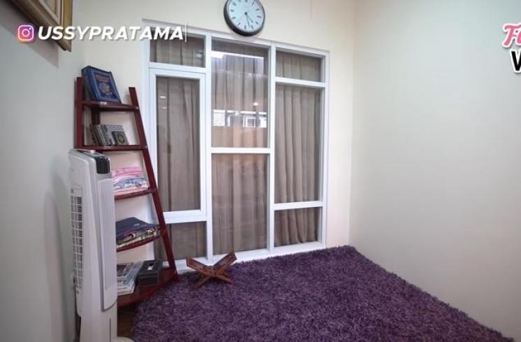 Rumah Ussy Sulistiawaty dan Andhika Pratama (YouTube/Ussy Andhika Official)