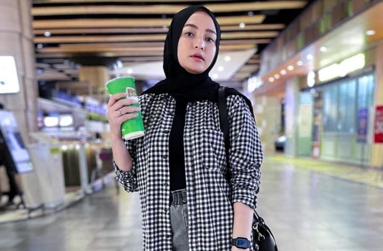 Potret Indah Ningtyas Istri Komika Rigen (Instagram/@indhningtys)
