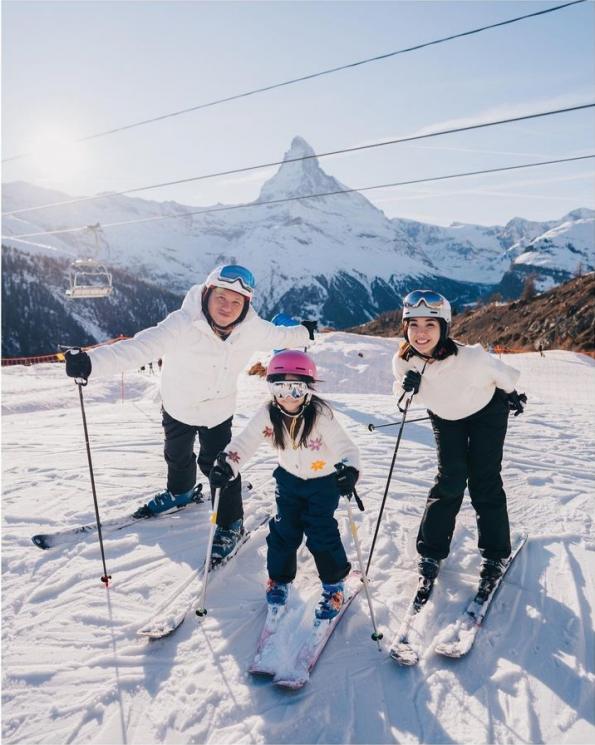Artis Main Ski di Salju(Instagram/@gadiiing)