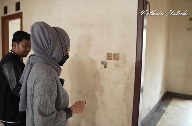 Momen Nathalie Holscher ke rumah Tiko (YouTube/NATHALIE HOLSCHER)