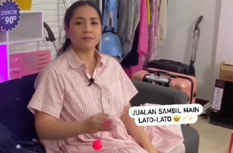 Nagita Slavina Sudah Bisa Main Lato-lato. (Instagram/chevirgo)