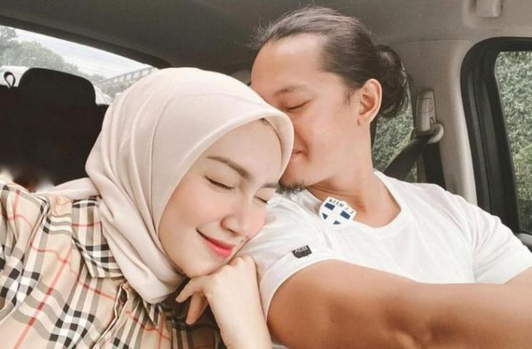 Potret kenangan Melody Prima dan Tommy Bagus Setiadi. (Instagram/melodyprima)