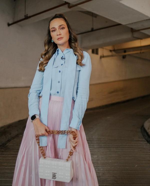 Pemotretan Luna Maya Pakai Luxury Brand(Instagram/@lunamaya)