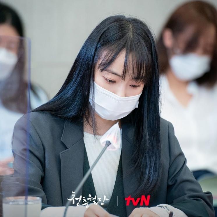 Pesona Jeon So Nee di Our Blooming Youth (Instagram/@tvn_drama)
