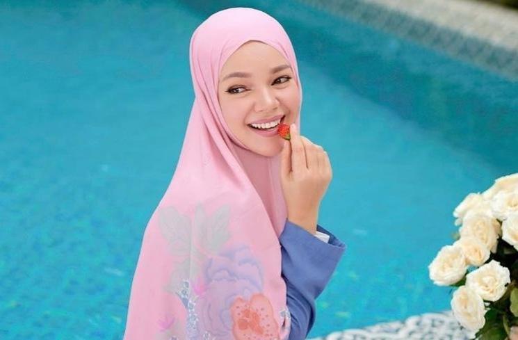 Artis Pernah Alami Pelecehan Seksual (instagram/@dewisandra)