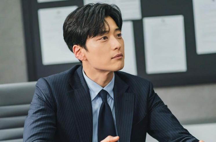 Potret Jang Seung Jo di Strangers Again (Instagram/@channel.ena.d)