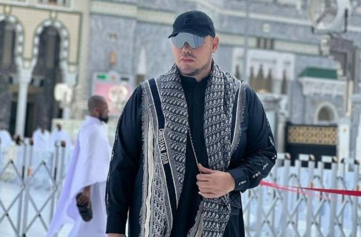 Potret Ivan Gunawan umrah. (Instagram/ivan_gunawan)