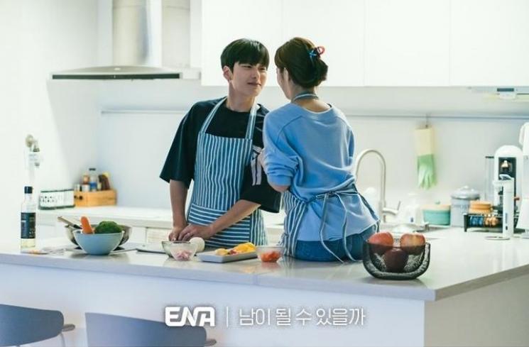 Potret Jang Seung Jo di Strangers Again (Instagram/@channel.ena.d)
