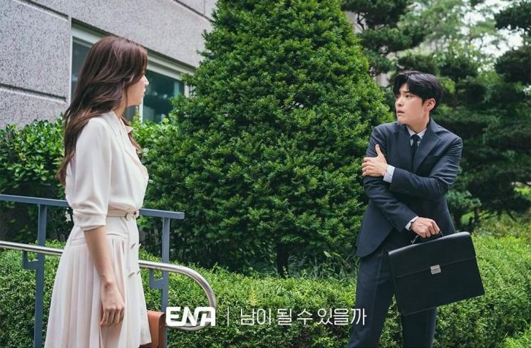Potret Jang Seung Jo di Strangers Again (Instagram/@channel.ena.d)