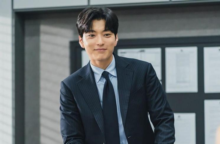 Potret Jang Seung Jo di Strangers Again (Instagram/@channel.ena.d)