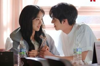 Sinopsis A Time Called You, Drama Romantis Baru yang Dibintangi Jeon Yeo Bin dan Ahn Hyo Seop