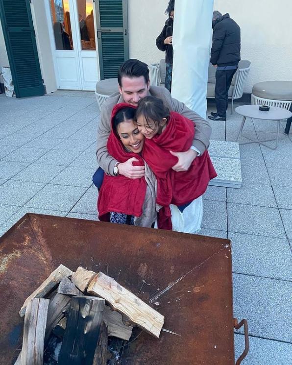 Momen Novia Bachmid Kondangan di Italia. (Instagram/noviabachmid)