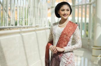 Nostalgia di Tempat Nikah, Cantiknya Erina Gudono Kenakan Kebaya: Dibuat Kurang dari 12 Jam
