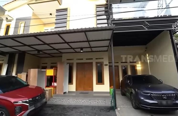 Rumah Marshel Widianto usai direnovasi (YouTube/TRANS7 OFFICIAL)