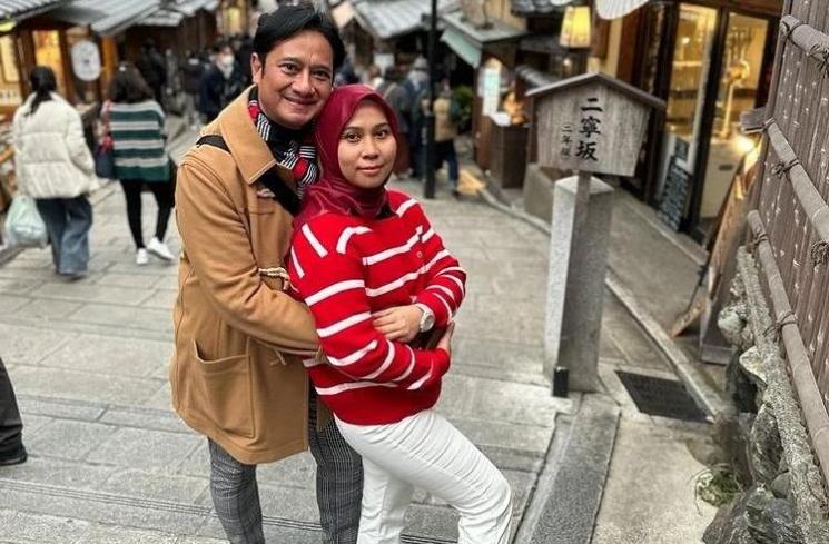 Potret Sarni Istri Ivan Fadilla. (Instagram/nyaisarni2)