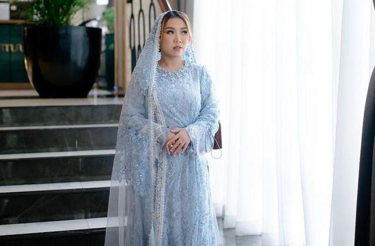 Momen Pengajian dan Siraman Kiky Saputri. (Instagram/windrafotografi)