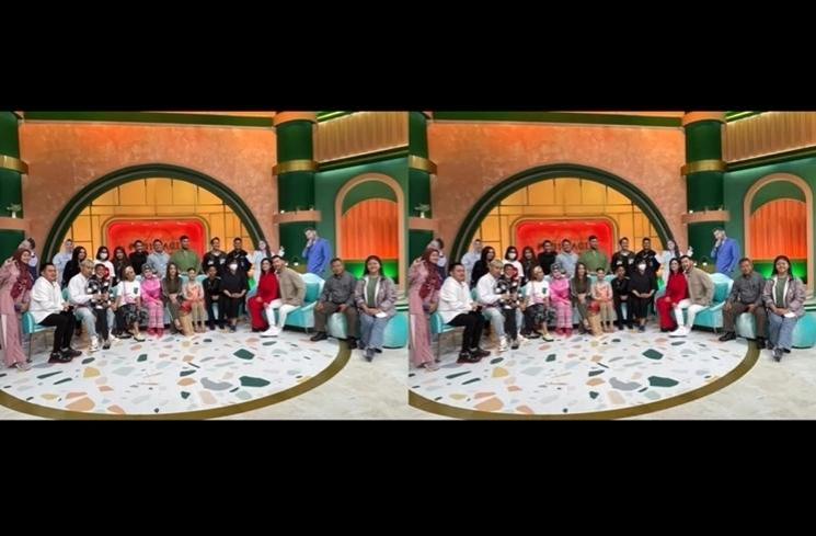 Potret Bunda Corla ketemu artis (Instagram/@dewiperssik9)