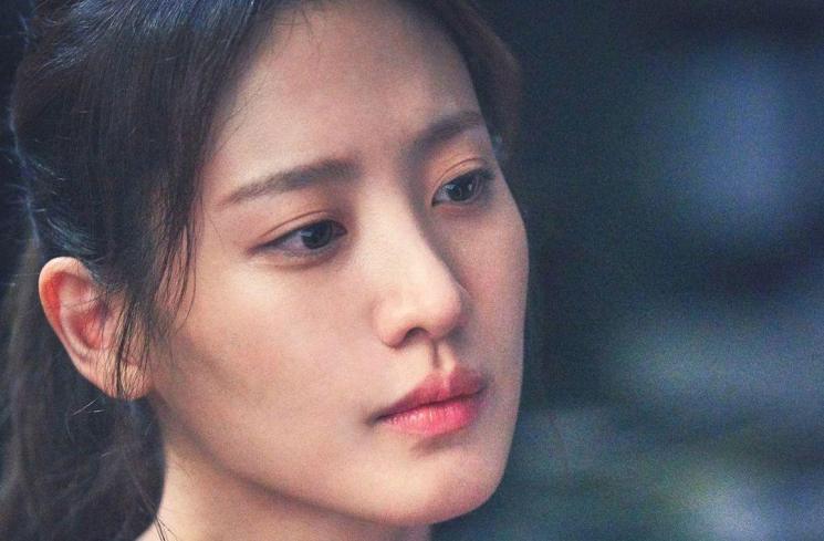 Drama Terbaru Claudia Kim (Instagram/@claudiashkim)