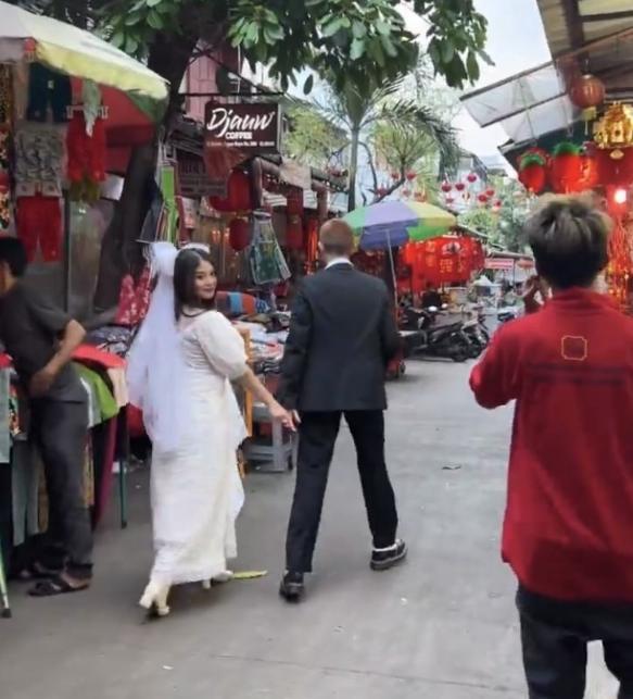 Potret Prewedding Julian Jacob dan Mirriam Eka. (Instagram/julianjacs)