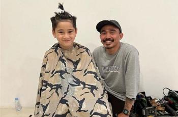 Tukang Cukur Langganan Rafathar Ketahuan Beli Barang Mewah, Gajinya Jadi Omongan: Bukan Main!