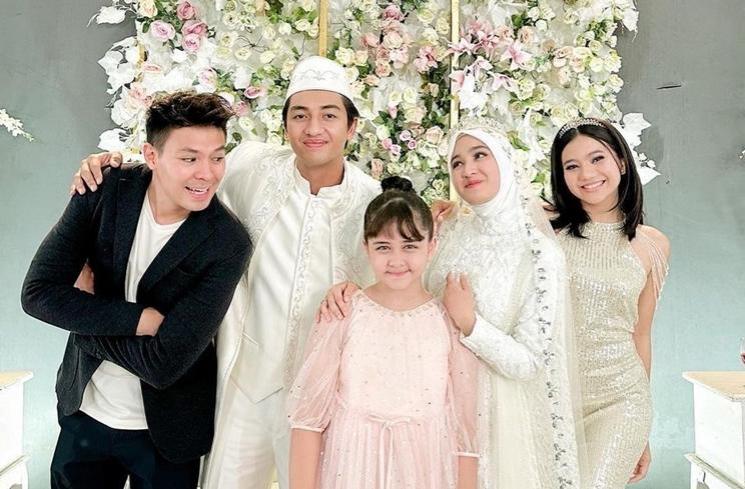 Pesona Cut Syifa Pakai Baju Pengantin (instagram/@cutsyifaa)