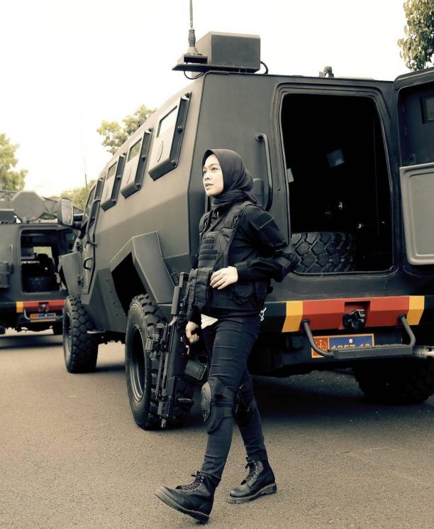Potret Artis Saat Olahraga Menembak(Instagram/@dianayulestari)