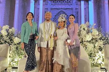 10 Potret Ayu Ting Ting di Nikahan Kiky Saputri, Kondangan Bareng Sahabat dan 'Pacar'