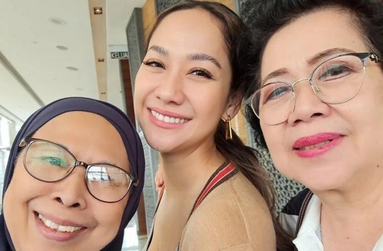 Kedekatan BCL dengan Keluarga Ashraf. (Instagram/dida_sinclair)
