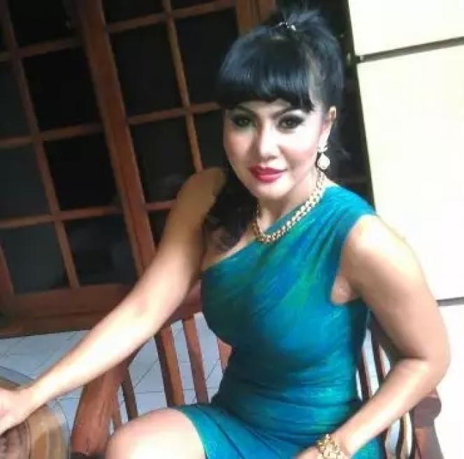 Potret Masa Muda Seleb Pemeran Ibu di Sitkom(Instagram/@novitasarianggraini99)