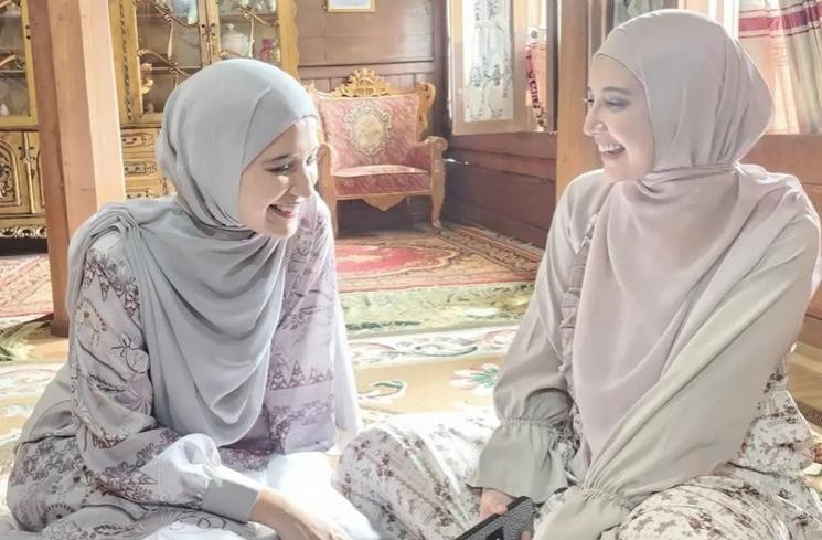 Potret Zaskia dan Shireen Sungkar Pulang Kampung (instagram/@zaskiasungkar15)