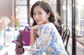 Bunga Zainal Lagi-Lagi Bikin Konten Sindiran: Senyum Itu Ibadah, Tapi Gak Berlaku Buat yang Introvert