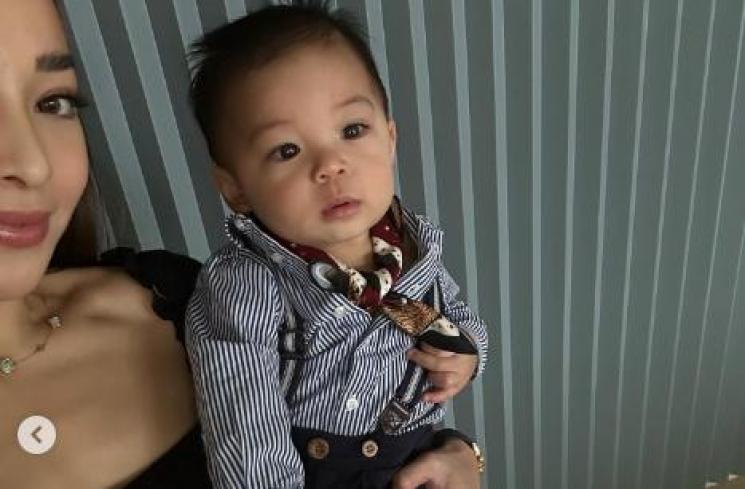 Nikita Willy dan Baby Izz (Instagram/Nikita Willy)