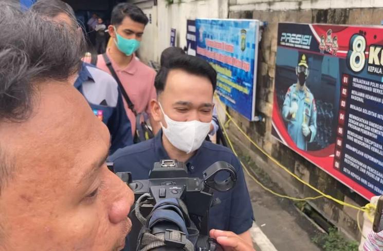 Ruben Onsu di Polda Metro Jaya. (MataMata.com/Adiyoga Priyambodo)